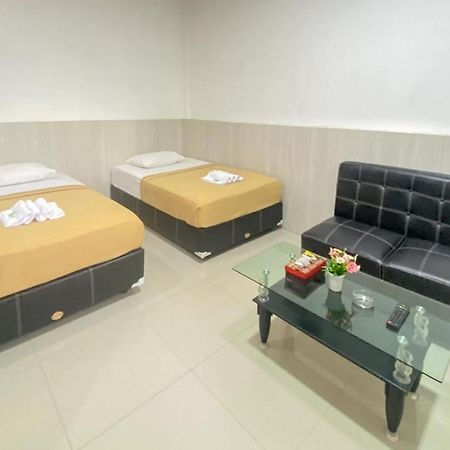 Hotel Giga Sidrap Rappang Екстер'єр фото