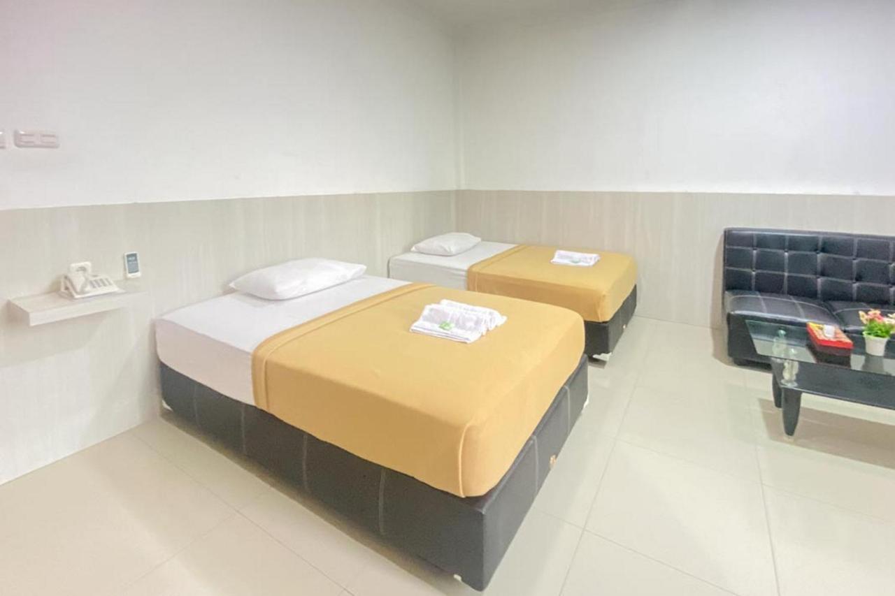 Hotel Giga Sidrap Rappang Екстер'єр фото